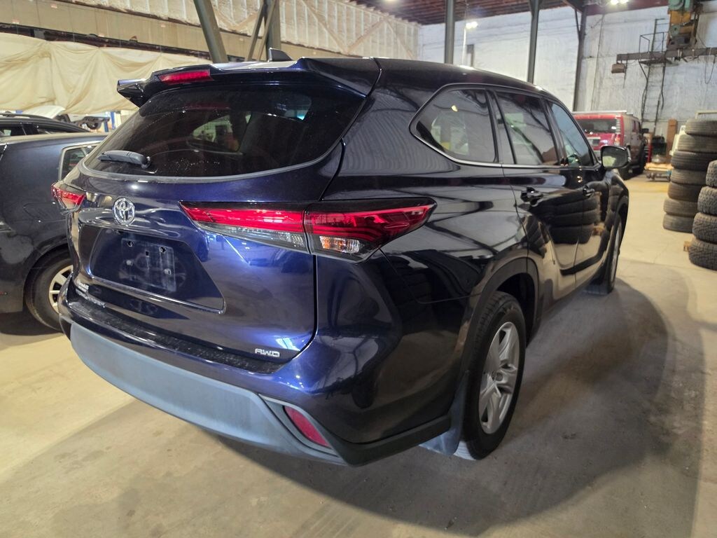 Used 2022 Toyota Highlander L SUV