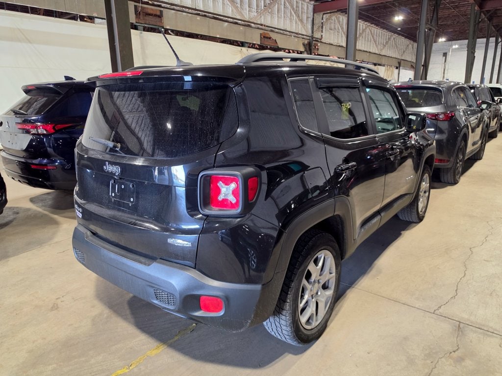 Used 2017 Jeep Renegade Latitude with VIN ZACCJBBB8HPF55885 for sale in Chillicothe, OH