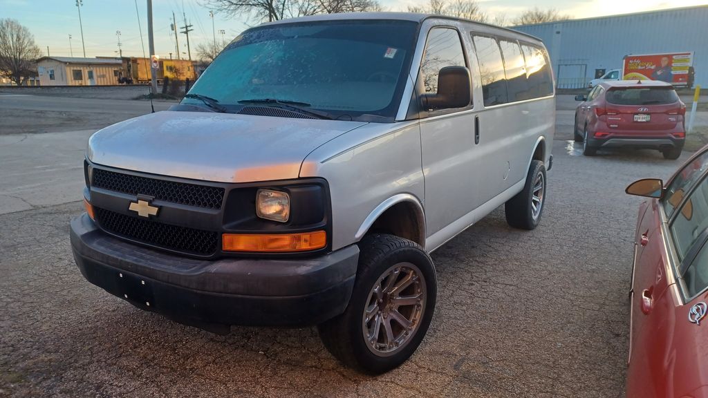 2012 Chevrolet Express LS's photo