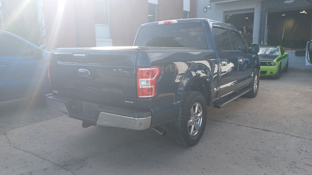 2020 Ford F-150 XLT photo 3