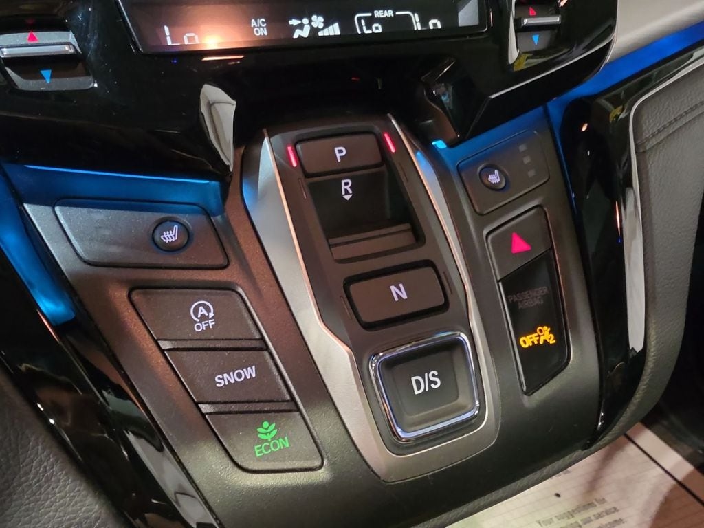 2025 Honda Odyssey Touring - Photo 21