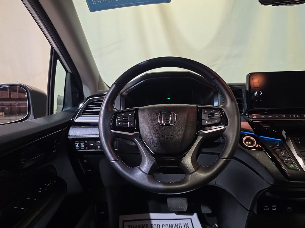 2025 Honda Odyssey Touring - Photo 11