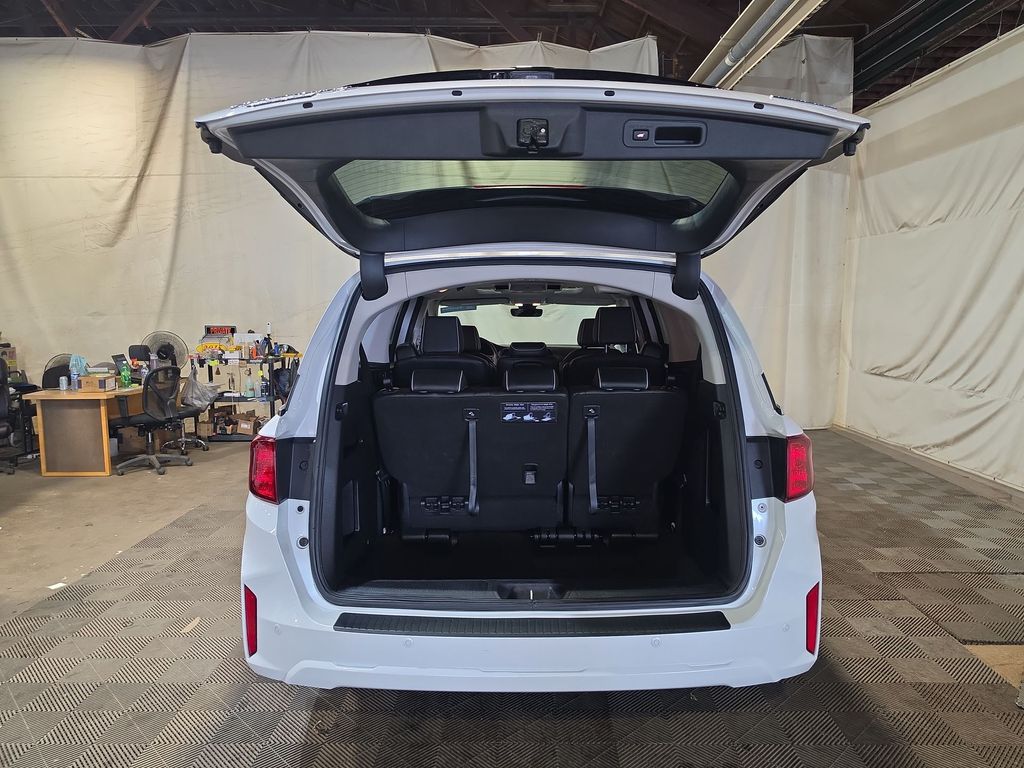 2025 Honda Odyssey Touring - Photo 21