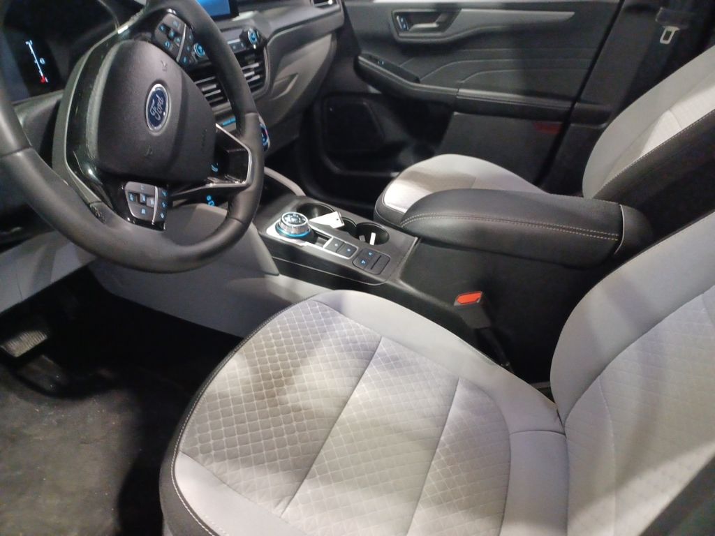 2023 Ford Escape Active photo 3