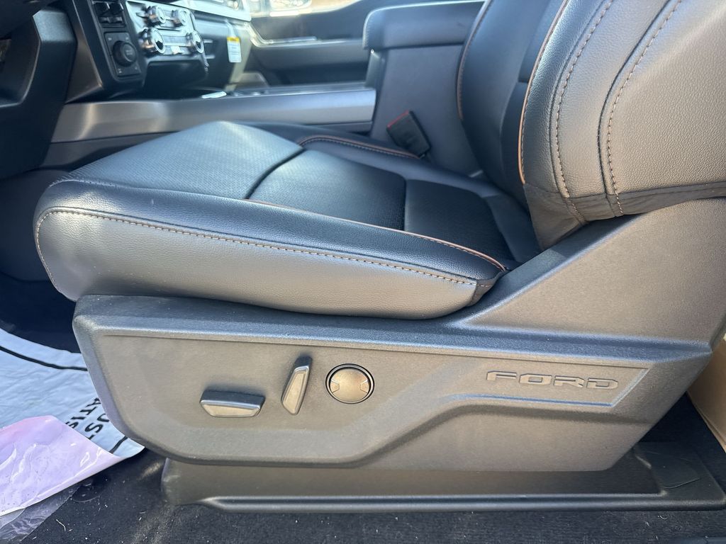 2026 Ford F-250 Super Duty Lariat - Photo 13