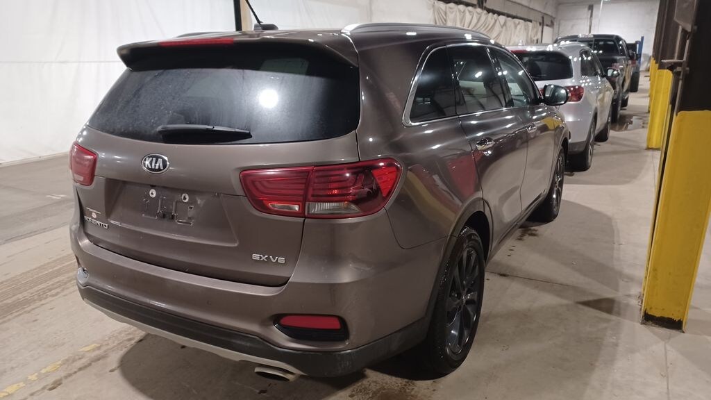 Used 2020 Kia Sorento EX SUV