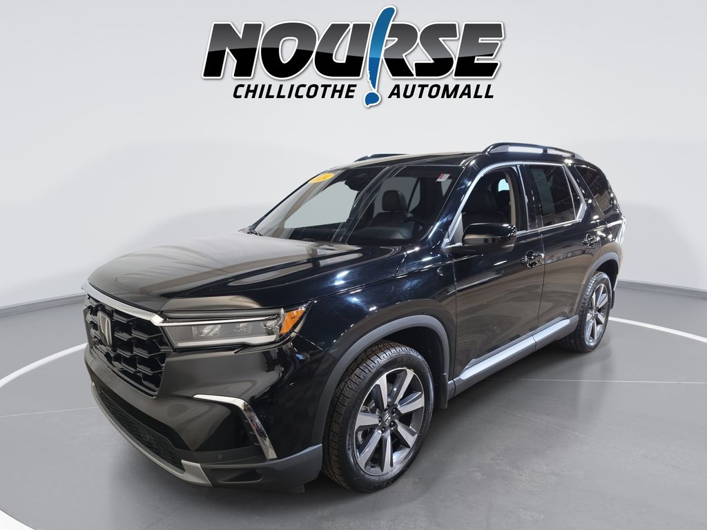 2024 Honda Pilot Touring AWD's photo