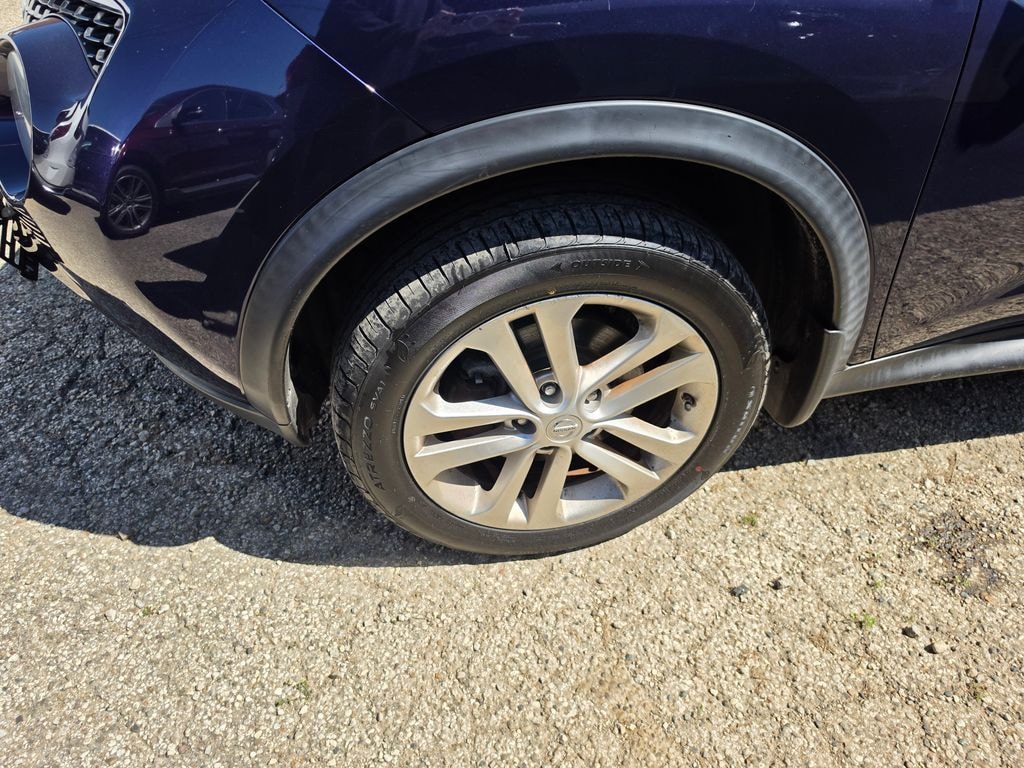 Used 2015 Nissan Juke S SUV