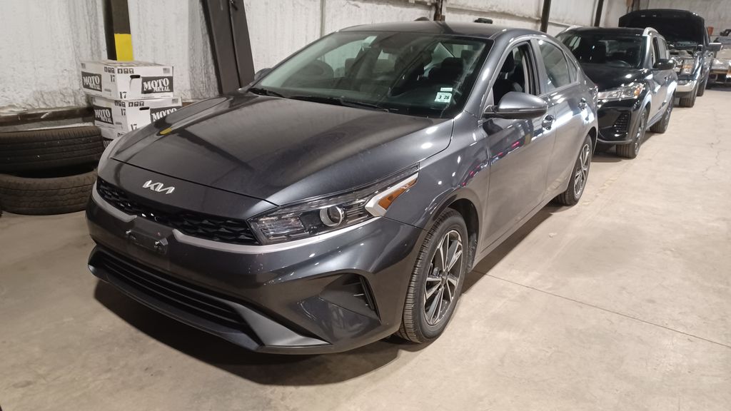 2023 Kia Forte LXS