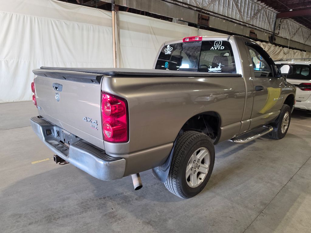 Used 2007 Dodge Ram 1500 Pickup SLT with VIN 1D7HU16P57J574847 for sale in Chillicothe, OH