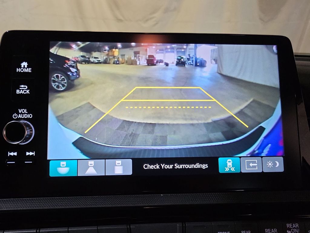 2025 Honda Odyssey Touring - Photo 23