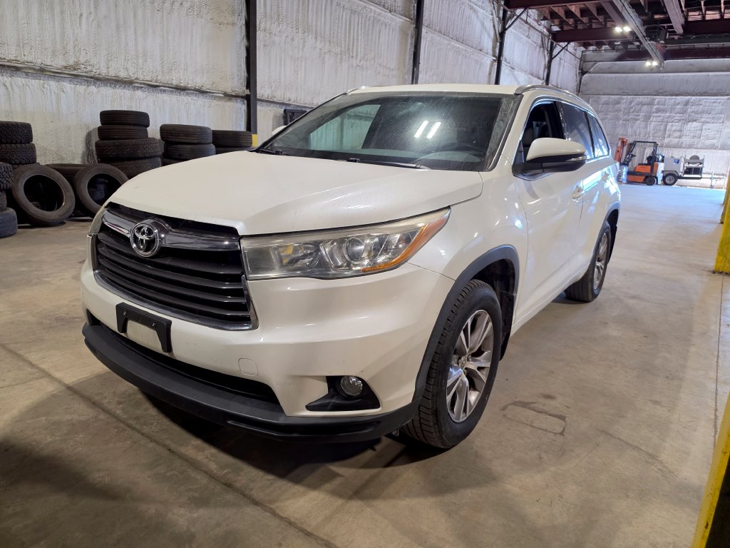 Used 2015 Toyota Highlander XLE V6 SUV