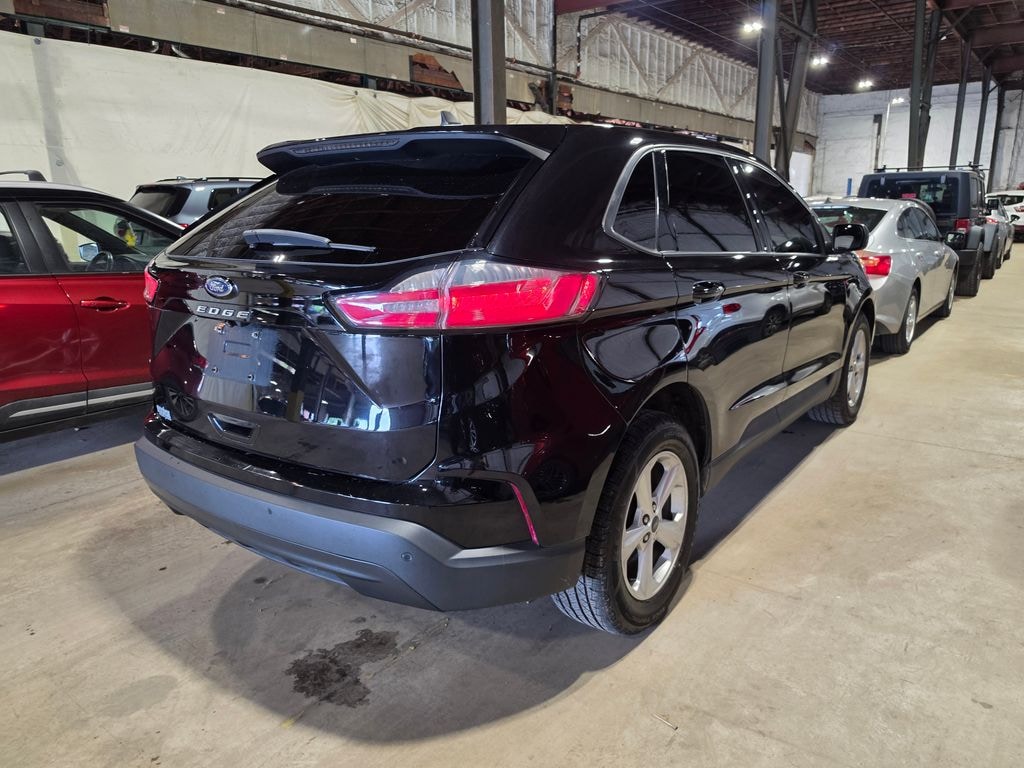 Used 2021 Ford Edge SE SUV