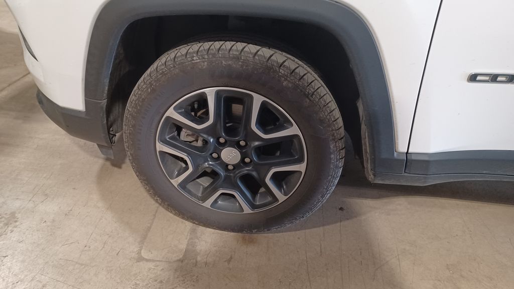 2022 Jeep Compass North Edition Latitude photo 4