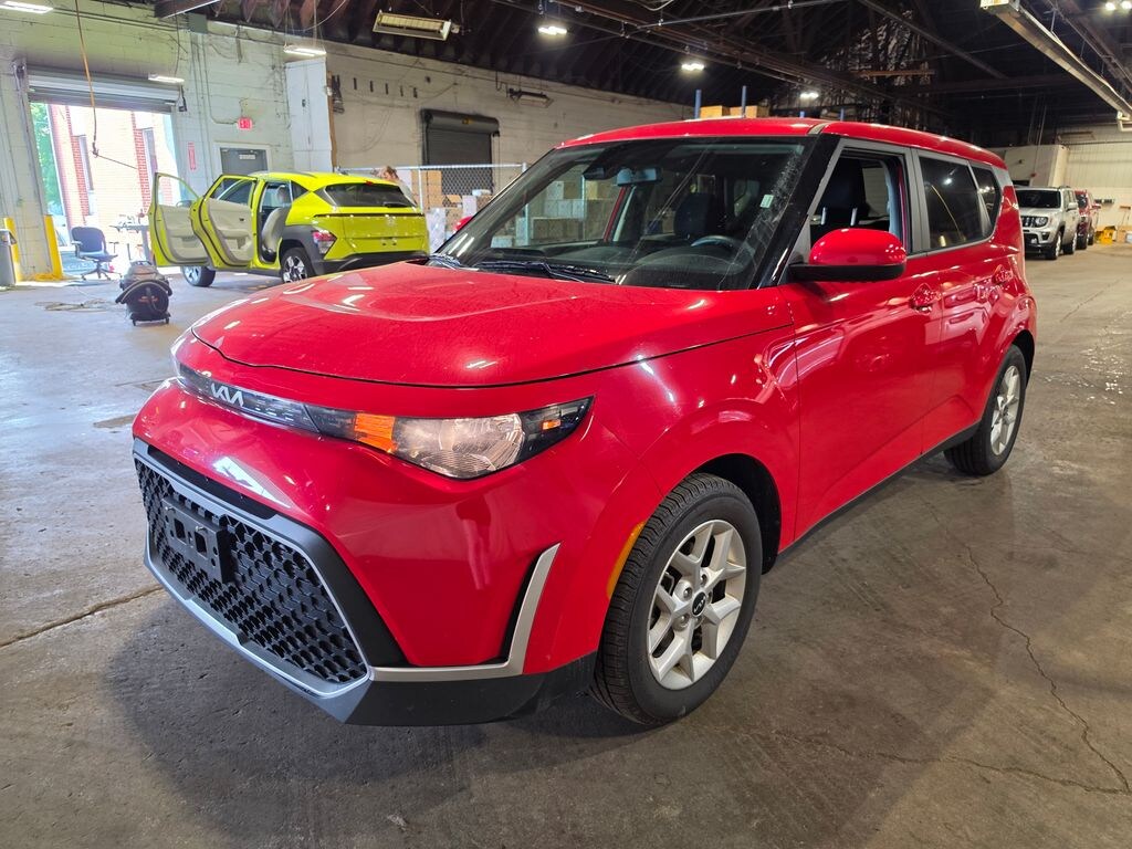 Used 2024 Kia Soul LX Hatchback