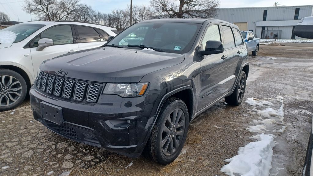 2020 Jeep Grand Cherokee Altitude's photo