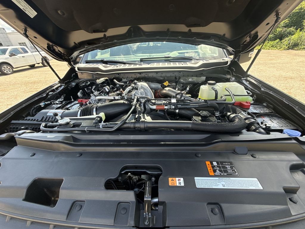 2026 Ford F-350 Super Duty Platinum - Photo 18