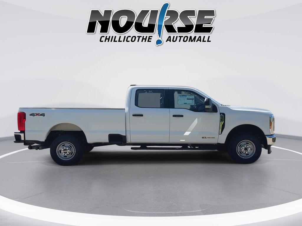 2026 Ford F-350 Super Duty XL - Photo 9