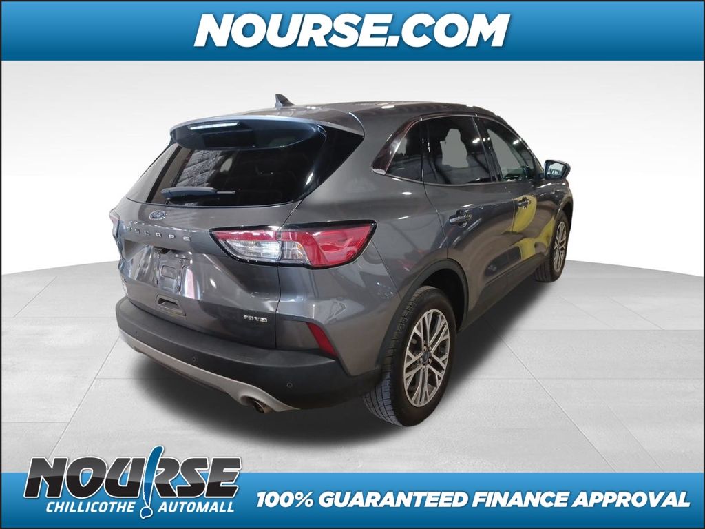 2022 Ford Escape SEL photo 2
