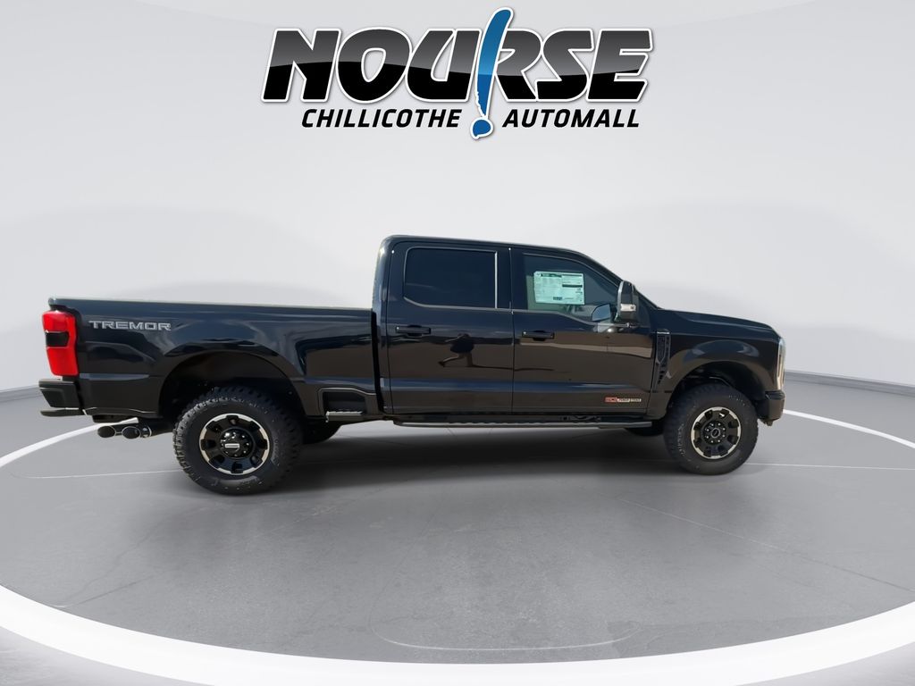 2026 Ford F-350 Super Duty Platinum - Photo 9