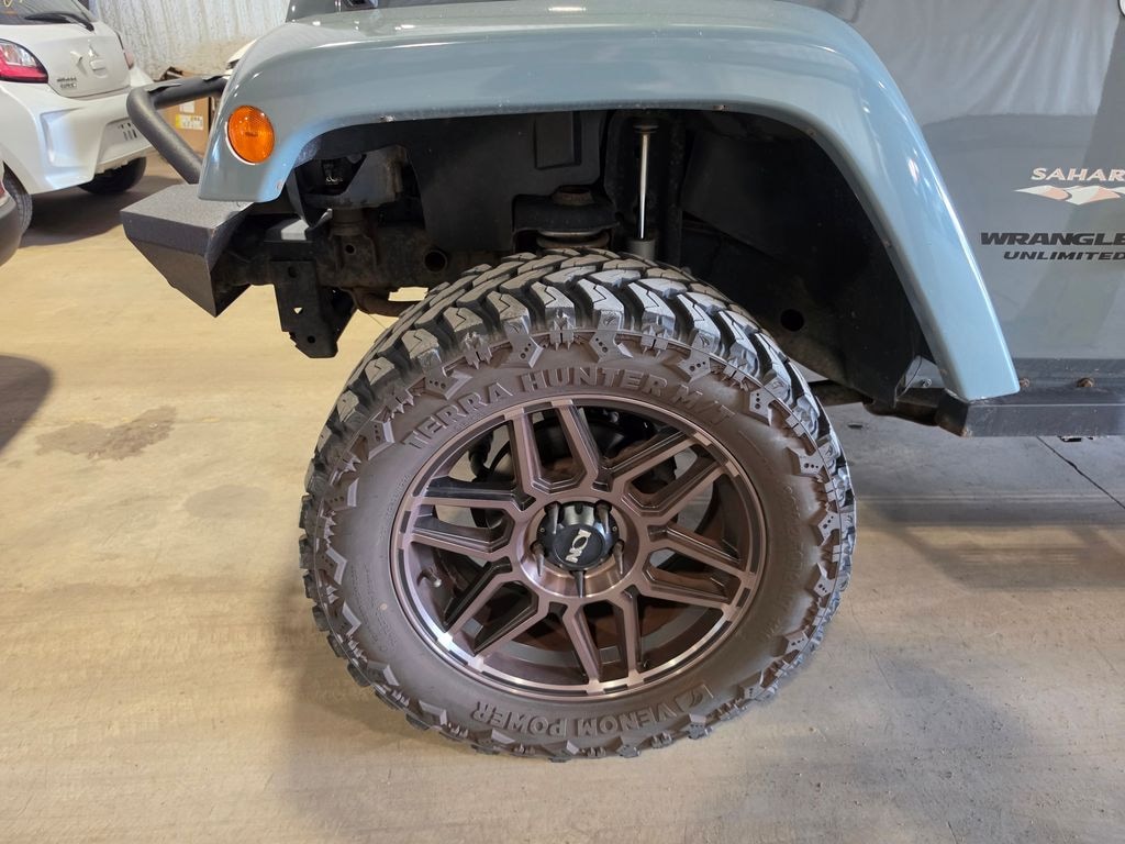 Used 2015 Jeep Wrangler Unlimited Sahara SUV