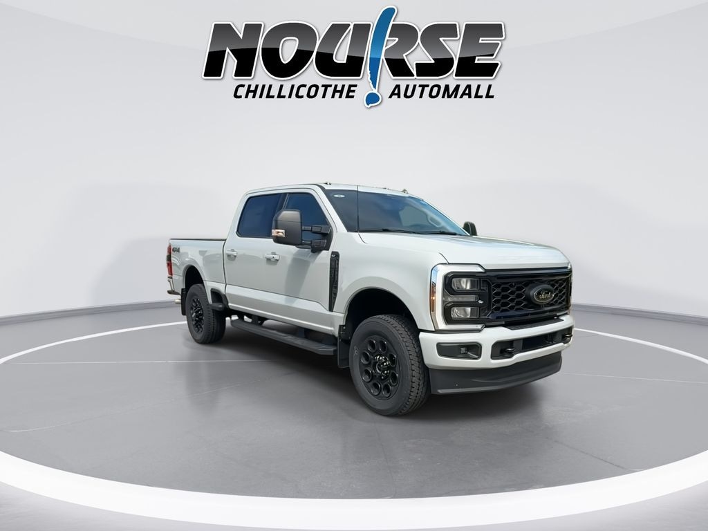 New 2026 Ford F-350 XLT Truck Crew Cab