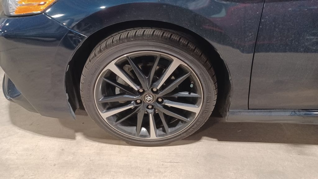 Used 2018 Toyota Camry XSE Sedan