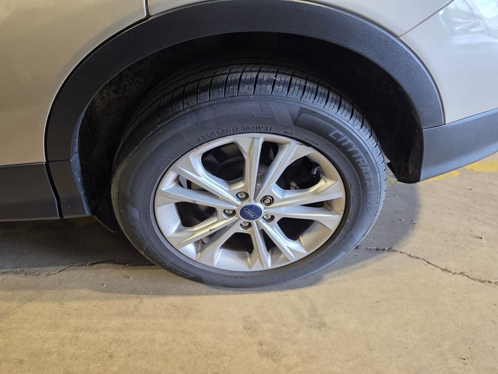 Used 2017 Ford Escape SE SUV