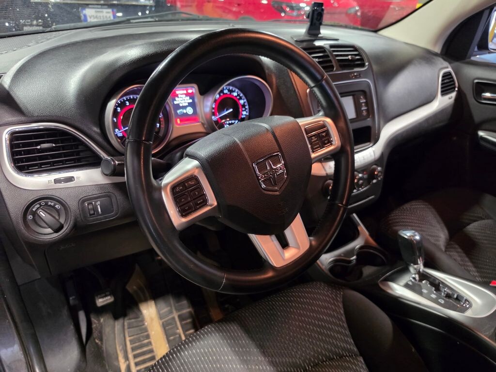 Used 2016 Dodge Journey SE SUV