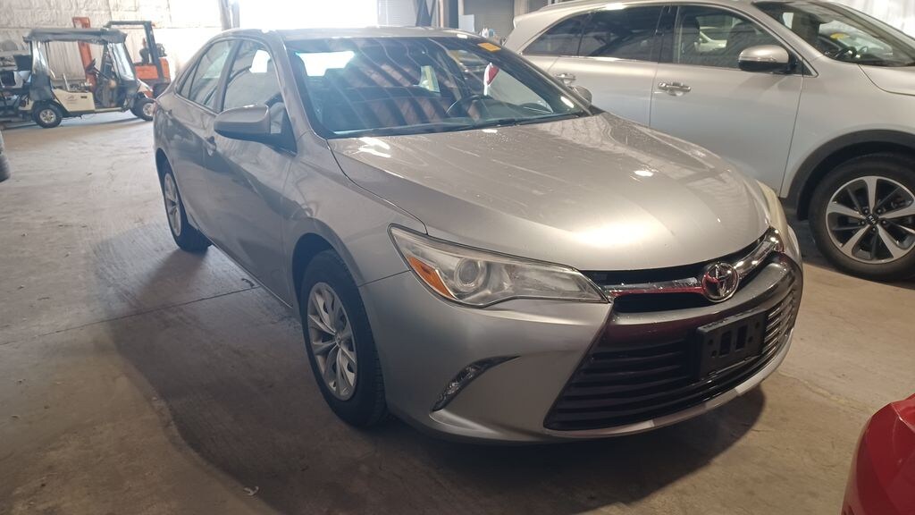 Used 2016 Toyota Camry LE Sedan