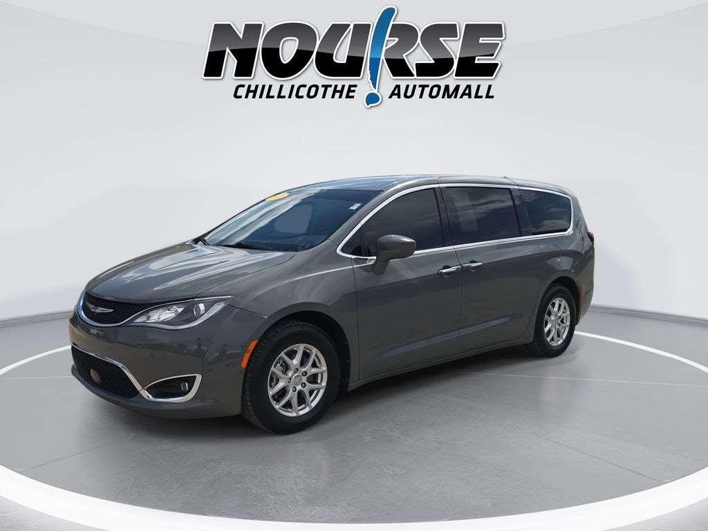 Used 2020 Chrysler Pacifica Touring Minivan/Van