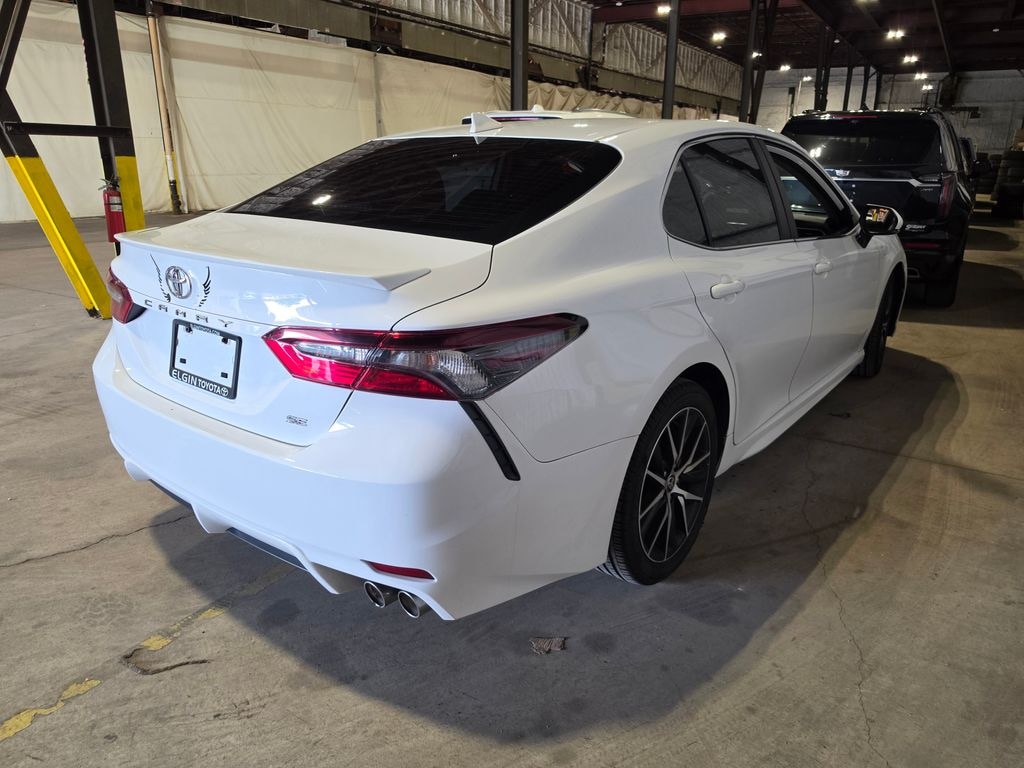 Used 2022 Toyota Camry SE Sedan