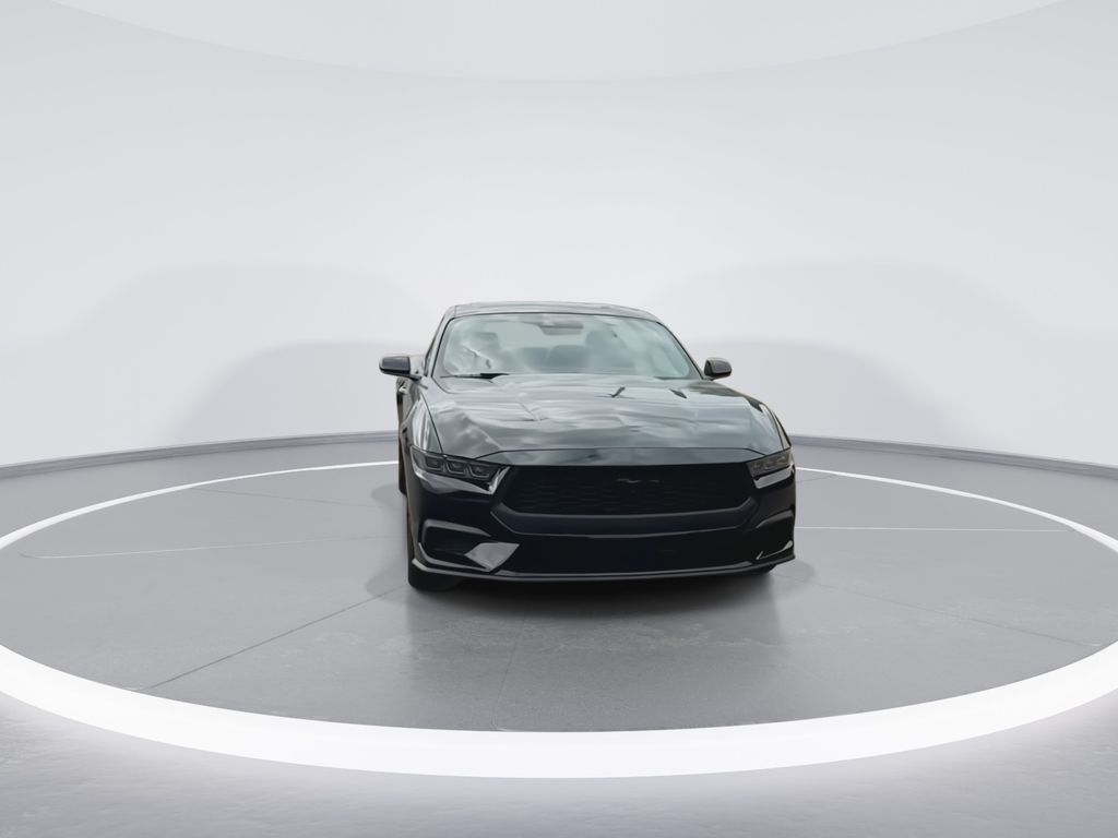 2025 Ford Mustang EcoBoost photo 3