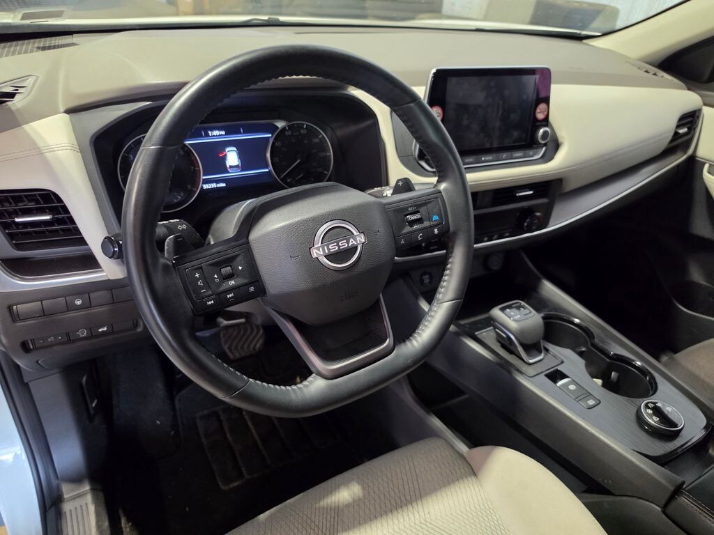 Used 2025 Nissan Rogue SV SUV