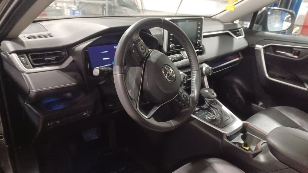 Used 2019 Toyota RAV4 Limited SUV