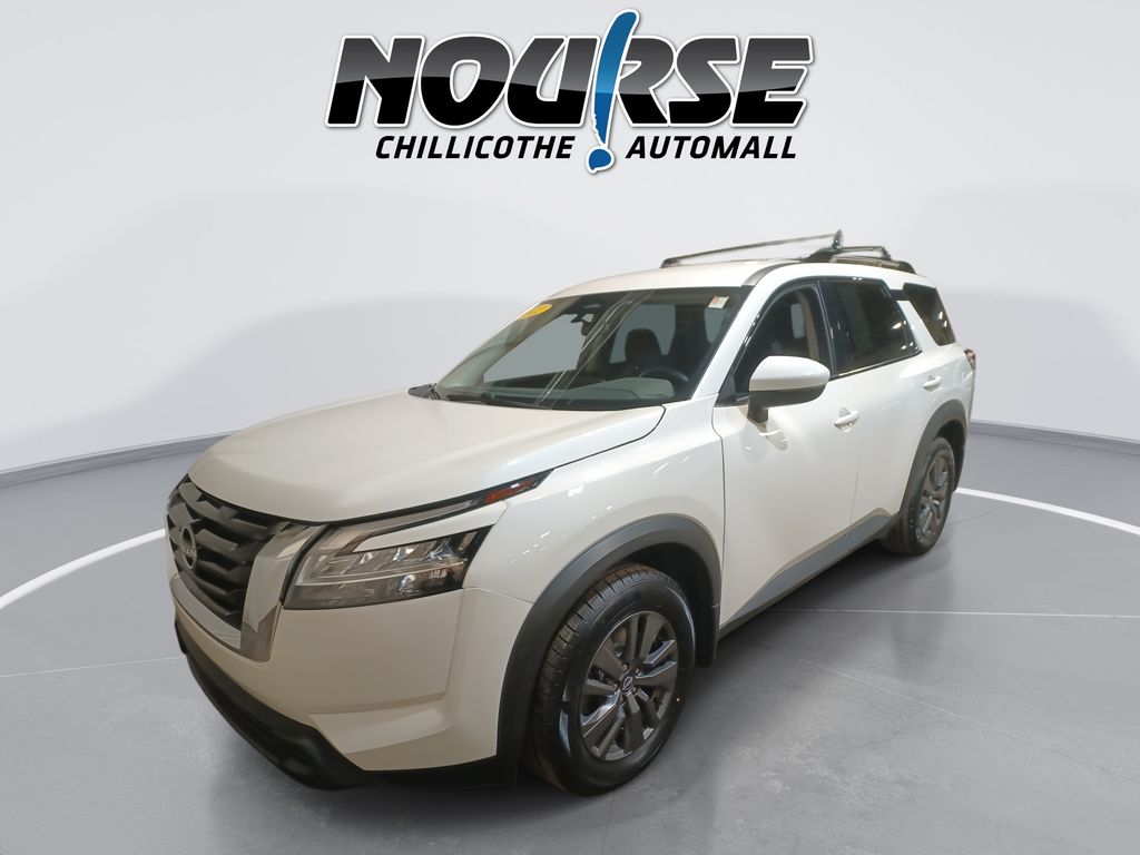2022 Nissan Pathfinder SV