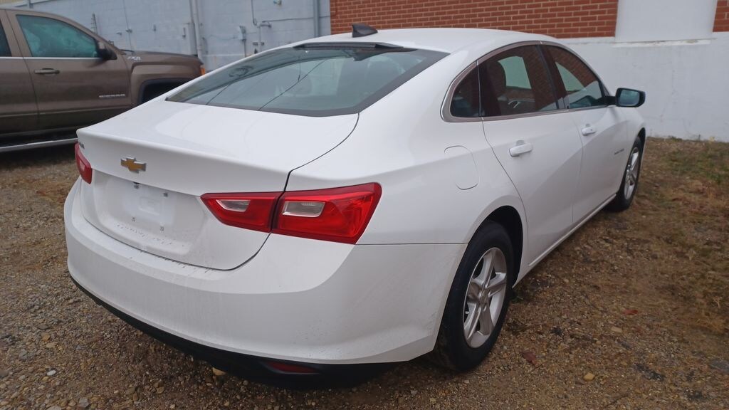 Used 2021 Chevrolet Malibu LS Sedan