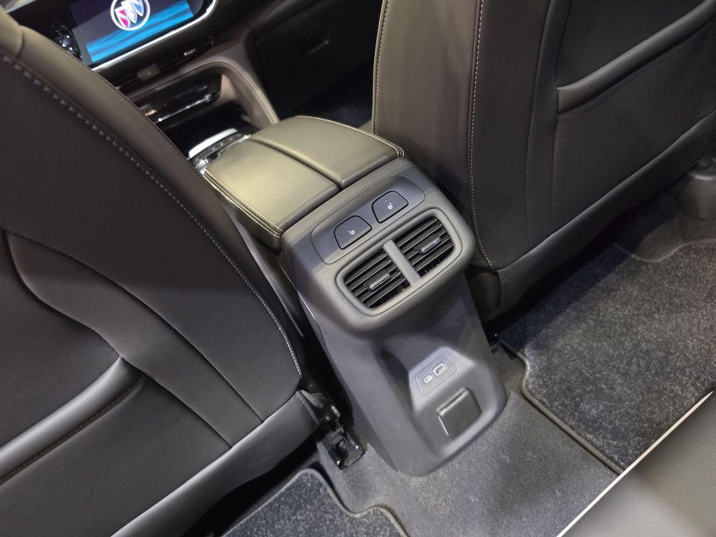 2021 Buick Envision Avenir - Photo 23