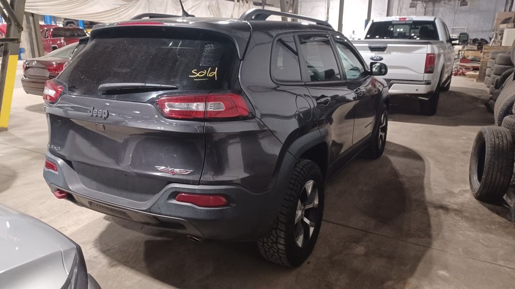 Used 2015 Jeep Cherokee Trailhawk SUV