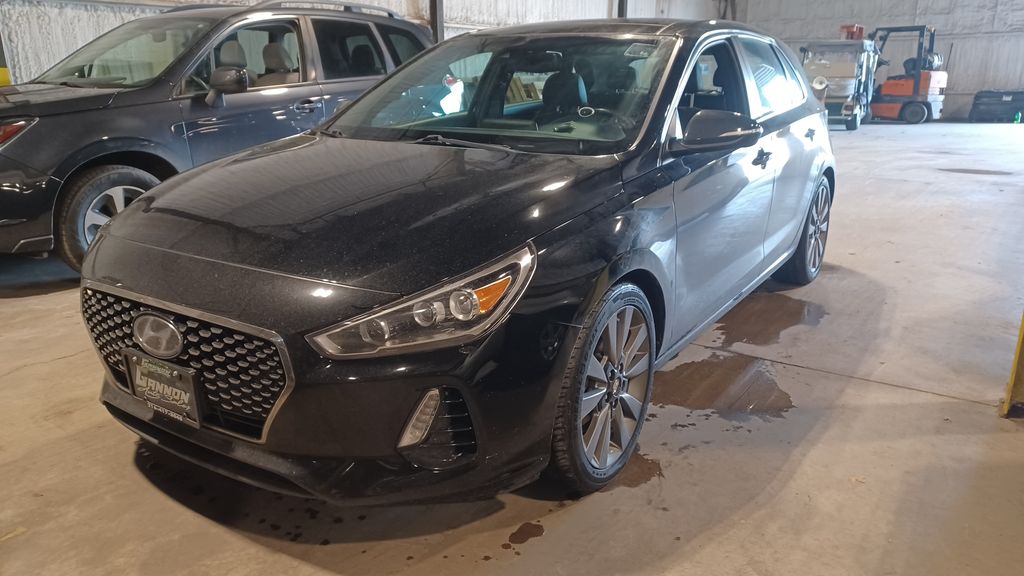 2018 Hyundai Elantra GT GT Sport's photo