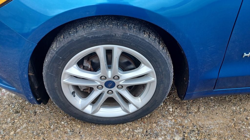 Used 2018 Ford Fusion Hybrid S Sedan