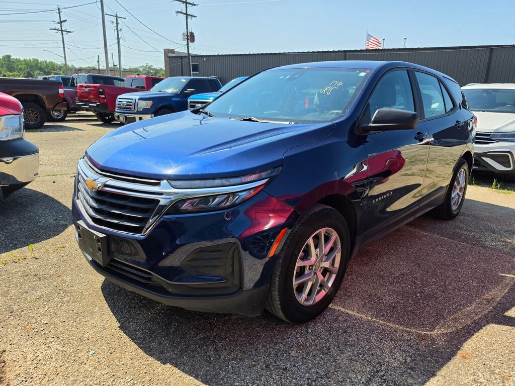 Used 2023 Chevrolet Equinox LS SUV