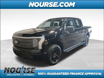 2025 Ford F-150 Lightning XLT Truck