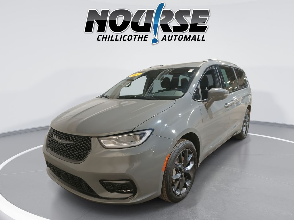 2021 Chrysler Pacifica Touring