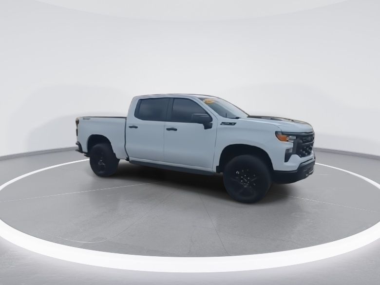 2024 Chevrolet Silverado 1500 Custom Trail Boss photo 2
