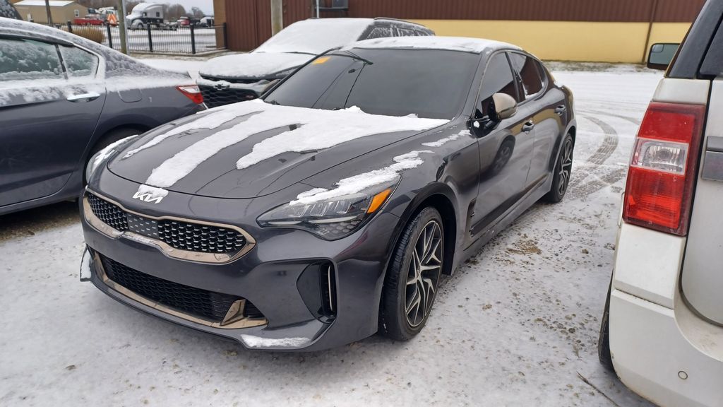 2023 Kia Stinger GT-Line's photo