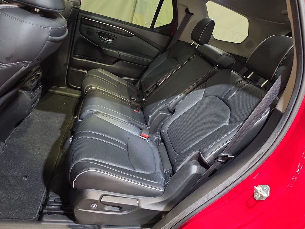 2024 Honda Pilot Elite - Photo 24
