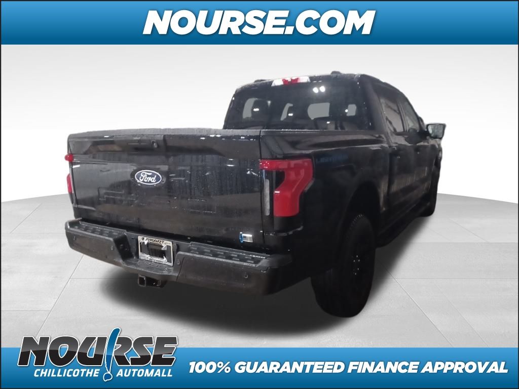 2025 Ford F-150 Lightning XLT photo 2