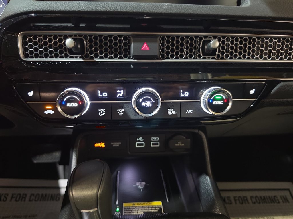 2024 Honda Civic Touring - Photo 17