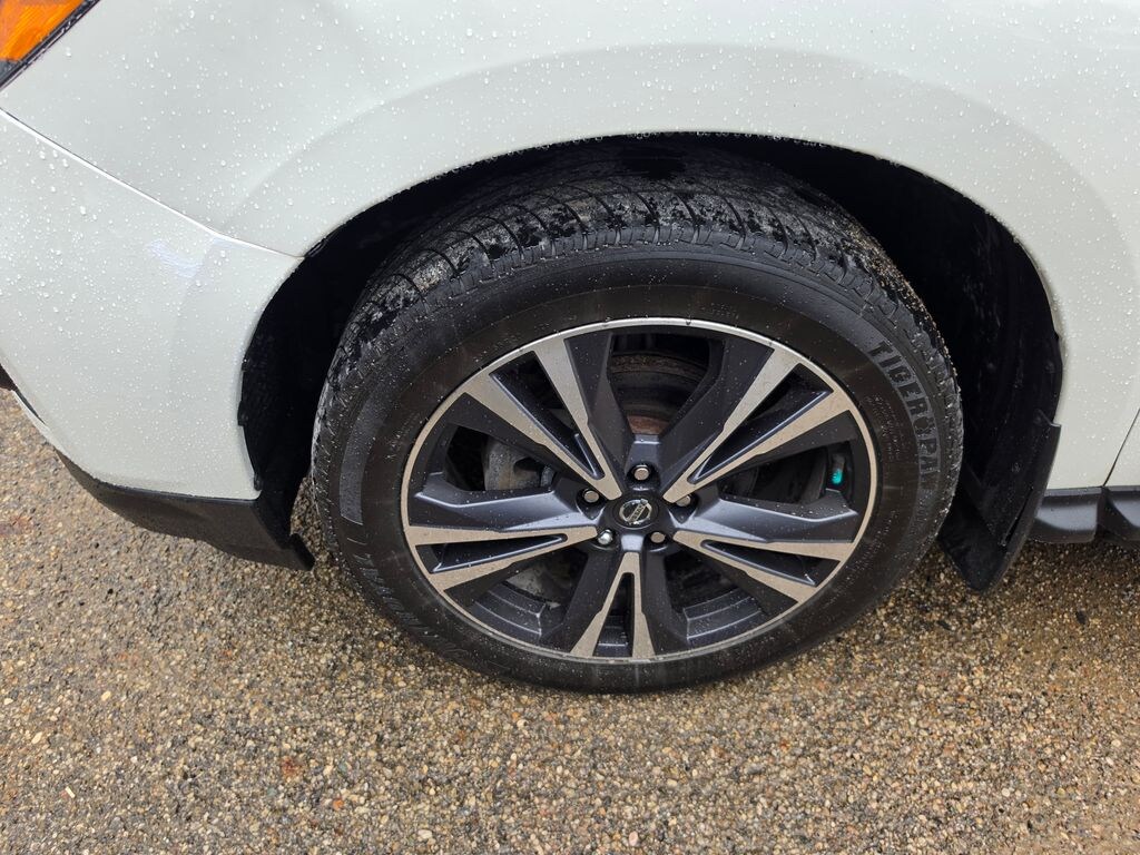 Used 2019 Nissan Pathfinder Platinum SUV